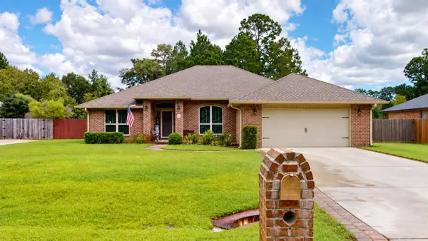 2636 Citrus Drive, Navarre, FL 32566