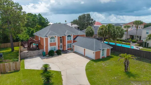 433 Emerald Pointe Drive, Mary Esther, FL 32569