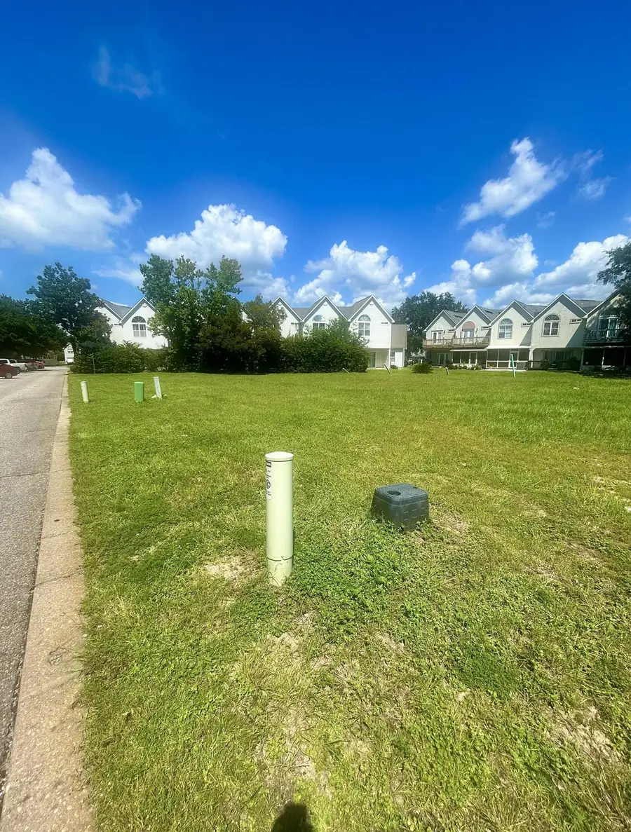 7271 Majestic Boulevard, Navarre, FL 32566 - #2