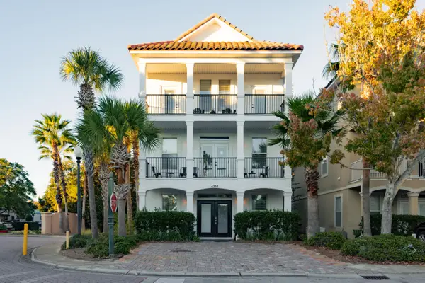 4555 Village Way, Destin, FL 32541
