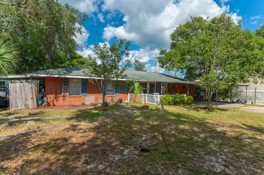 26 Eglin Street, Fort Walton Beach, FL 32547 - #3