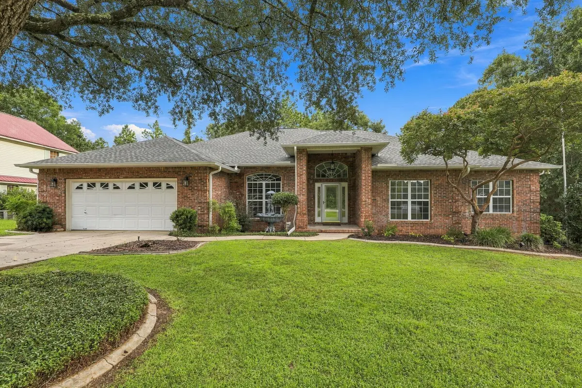 521 Shoal River Drive, Crestview, FL 32539 - #1