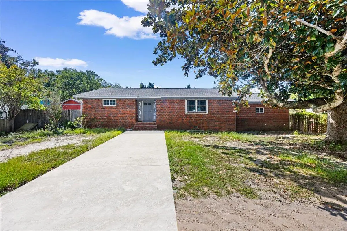 1695 Beechwood Drive, Gulf Breeze, FL 32563 - #1