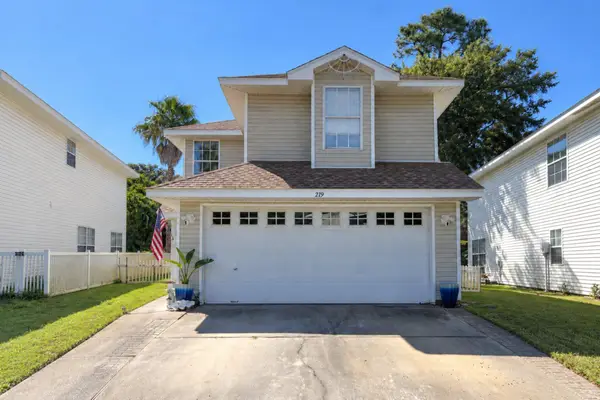 219 Twin Lakes Lane, Destin, FL 32541