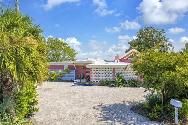 623 Pelican Drive, Fort Walton Beach, FL 32548