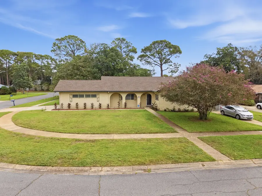 381 NW Marie Circle, Fort Walton Beach, FL 32548 - #2