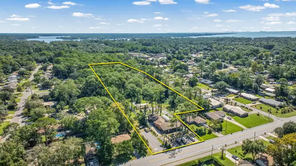 1405 Palm Boulevard, Niceville, FL 32578
