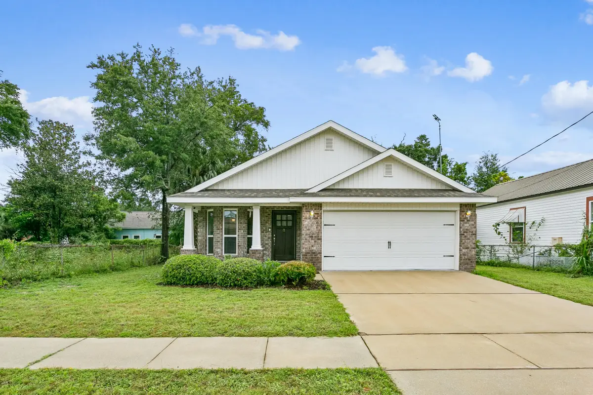 814 W Gregory Street, Pensacola, FL 32502 - #1