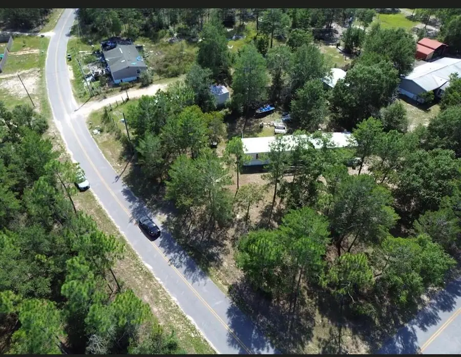 25 Millers Way, Defuniak Springs, FL 32433 - #3