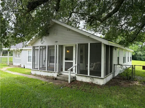 3830 3rd Avenue, Laurel Hill, FL 32567