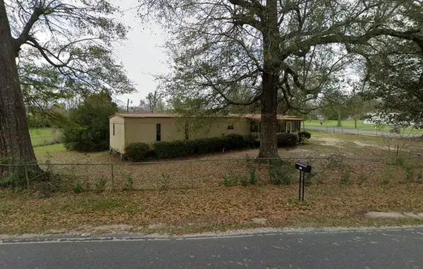 3934 3rd Avenue, Laurel Hill, FL 32567
