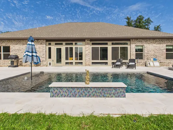 6996 Turnberry Circle, Navarre, FL 32566