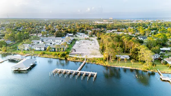 7801 N Lagoon Drive, Panama City, FL 32408