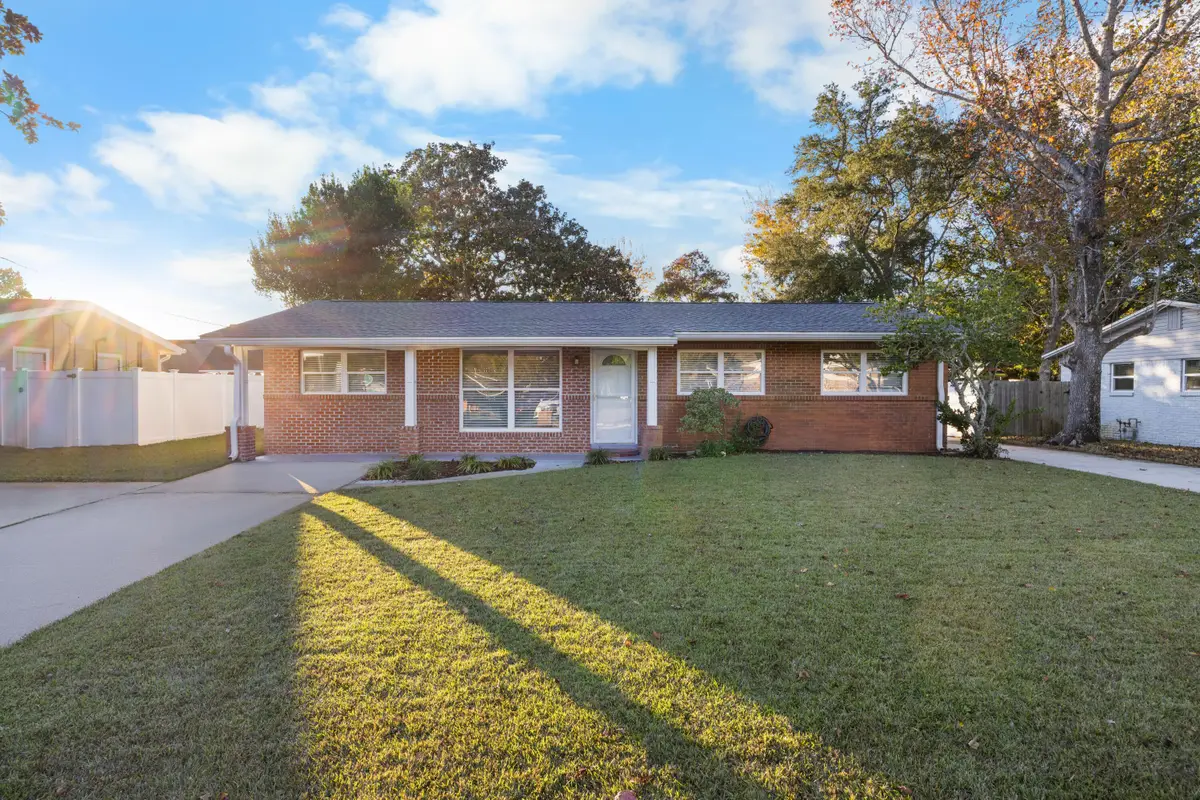 17 Mary Esther Drive, Mary Esther, FL 32569 - #1