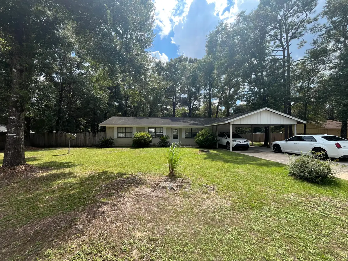 301 Springwood Circle, Crestview, FL 32536 - #1