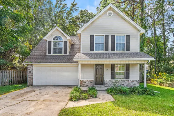 391 Brookwood Boulevard, Mary Esther, FL 32569