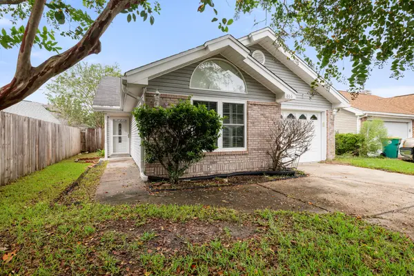 1866 Heartland Drive, Fort Walton Beach, FL 32547