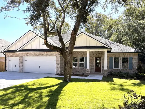 80 Eastview Avenue, Valparaiso, FL 32580