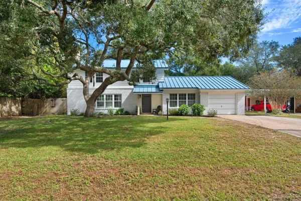 576 Pocahontas Drive, Fort Walton Beach, FL 32547