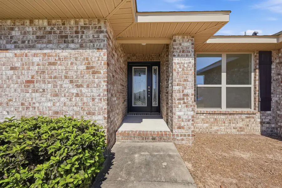 2112 Queen Street, Crestview, FL 32536 - #2