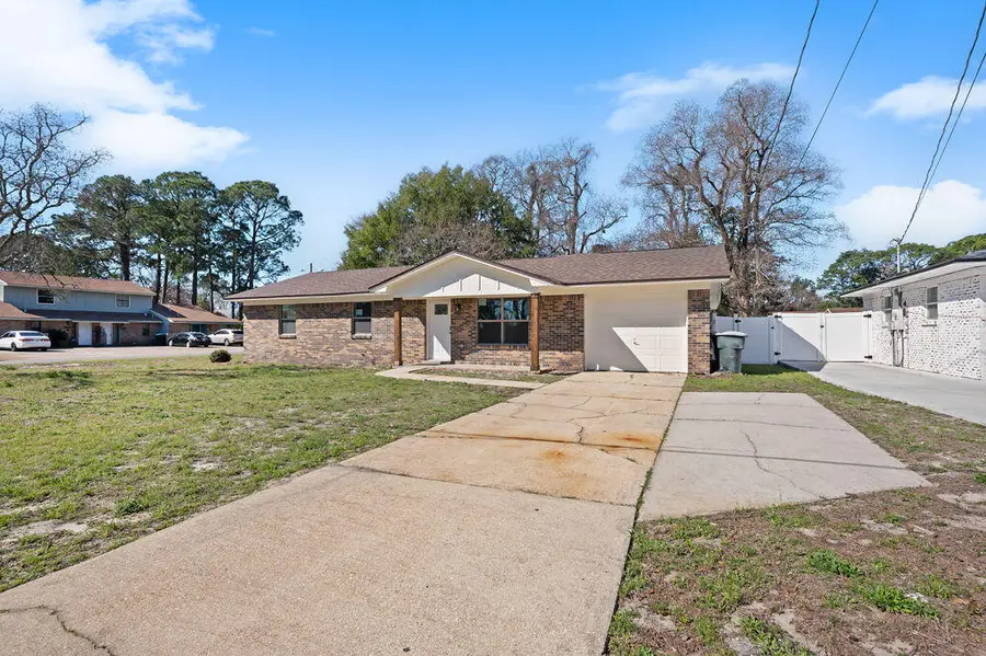 36 NW Cape Drive, Fort Walton Beach, FL 32548 - #2