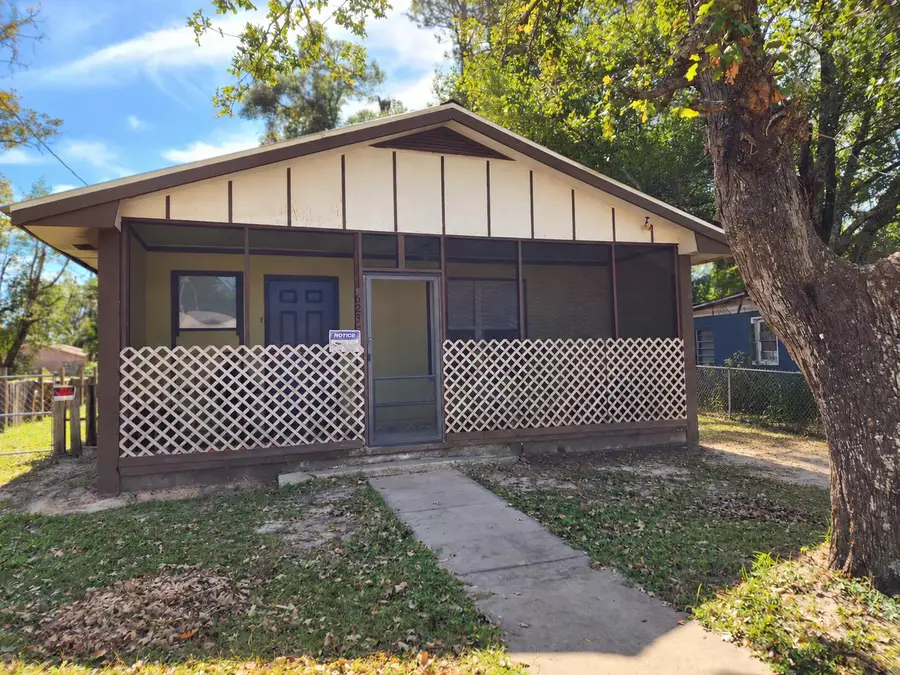 623 W Griffith Avenue, Crestview, FL 32536 - #2