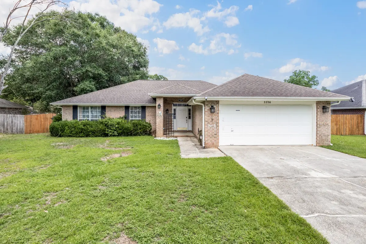 5256 Goshawk Drive, Milton, FL 32570 - #1
