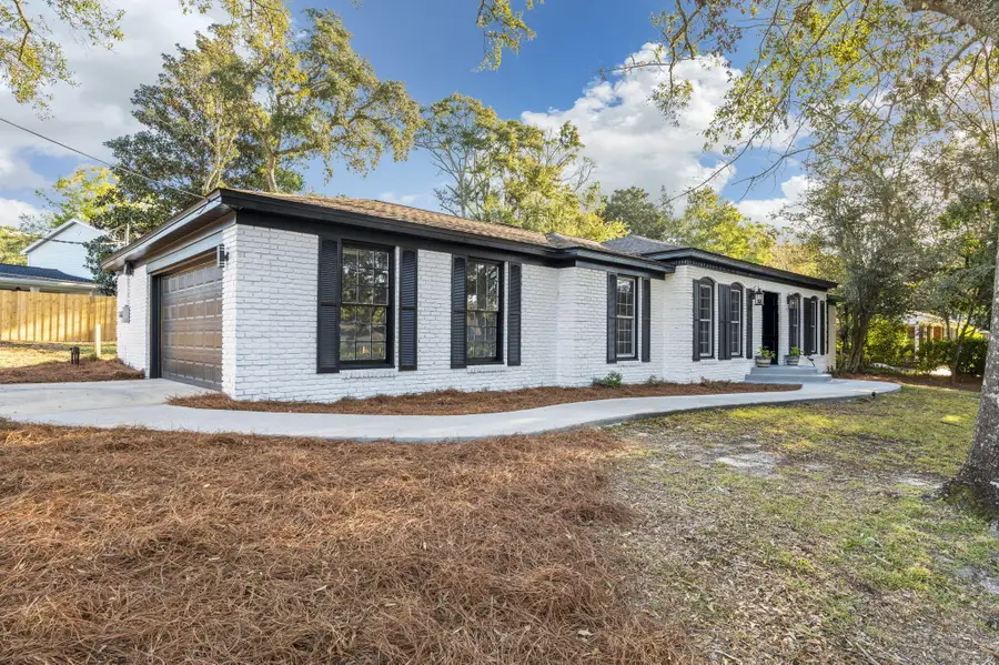 21 NW Linwood Road, Fort Walton Beach, FL 32547 - #2