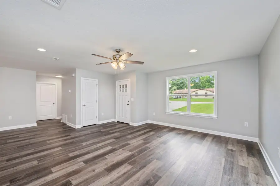 6447 Georgia Avenue, Crestview, FL 32539 - Image #3