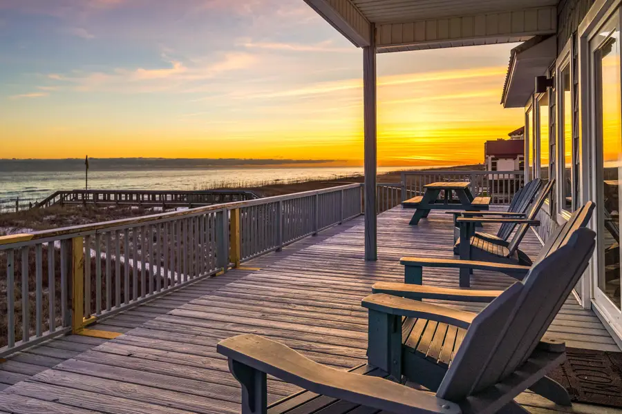 8123 Gulf Boulevard, Navarre, FL 32566 - Image #3