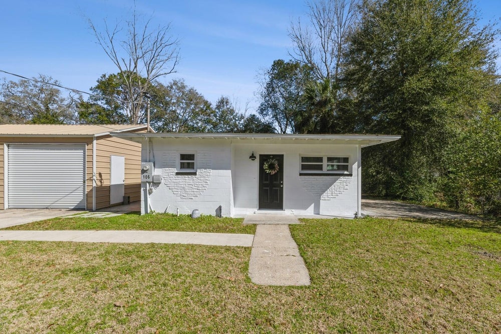 106 Tyner Drive, Crestview, FL 32539 ERA