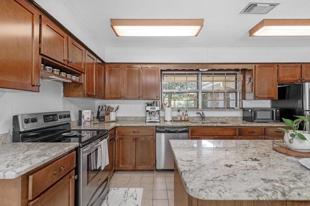 1108 Palm Boulevard, Niceville, FL 32578 ERA