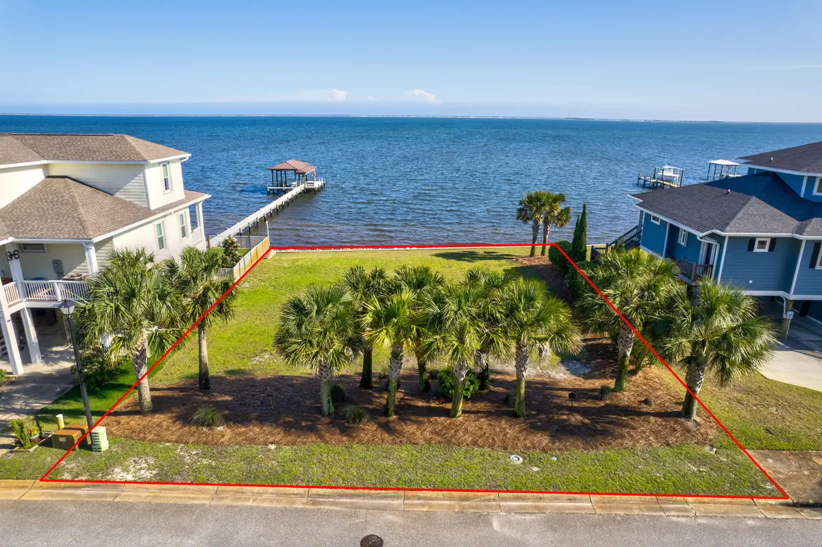 6007 Emerald Sound Drive, Gulf Breeze, FL 32563 - Image #1
