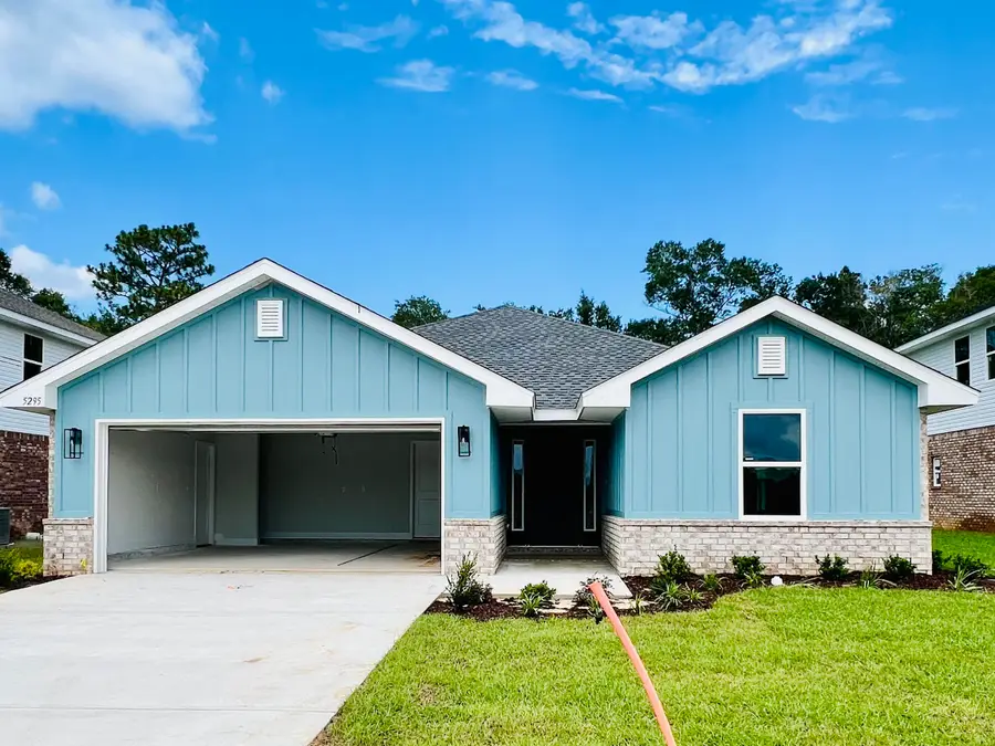 5295 Hidden Pines Circle, Milton, FL 32583 - Image #2