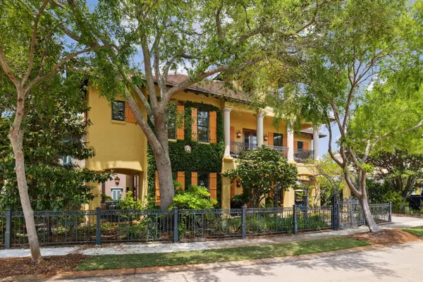 30 Place De La Fontaine, Miramar Beach, FL 32550