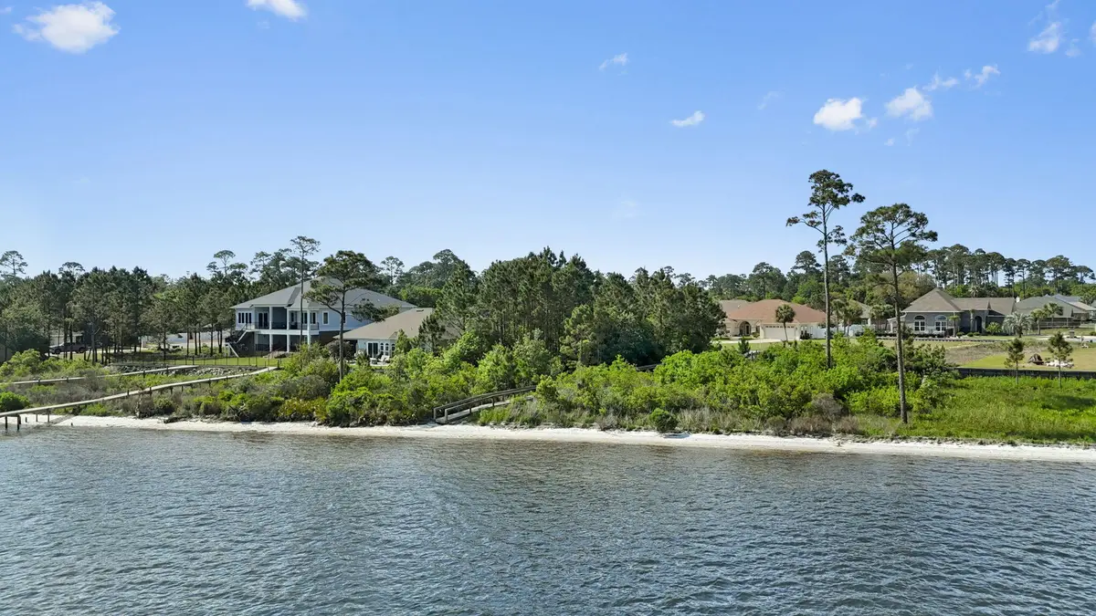 7475 Soundshore Drive, Navarre, FL 32566 - Image #1