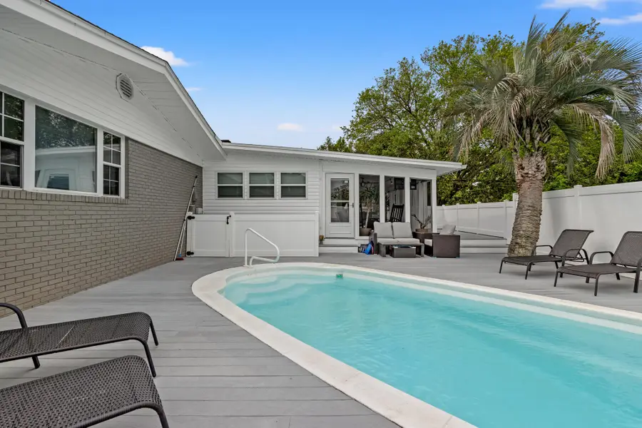 16401 Castile Avenue, Panama City Beach, FL 32413 - Image #3