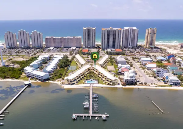 8520 Gulf Blvd #29, Navarre, FL 32566