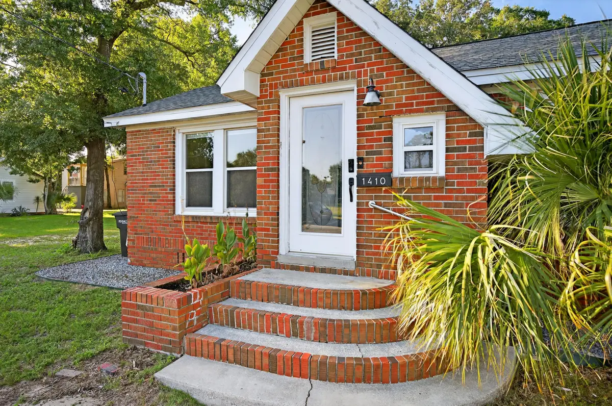 1410 W Gregory Street, Pensacola, FL 32502 - #1