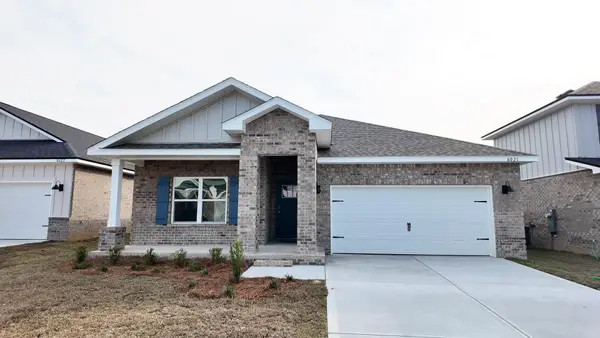 8021 Fir Tree Drive, Milton, FL 32583