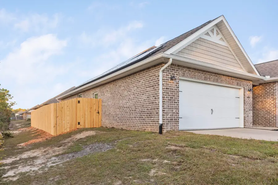 6306 Romsey Court, Gulf Breeze, FL 32563 - Image #2