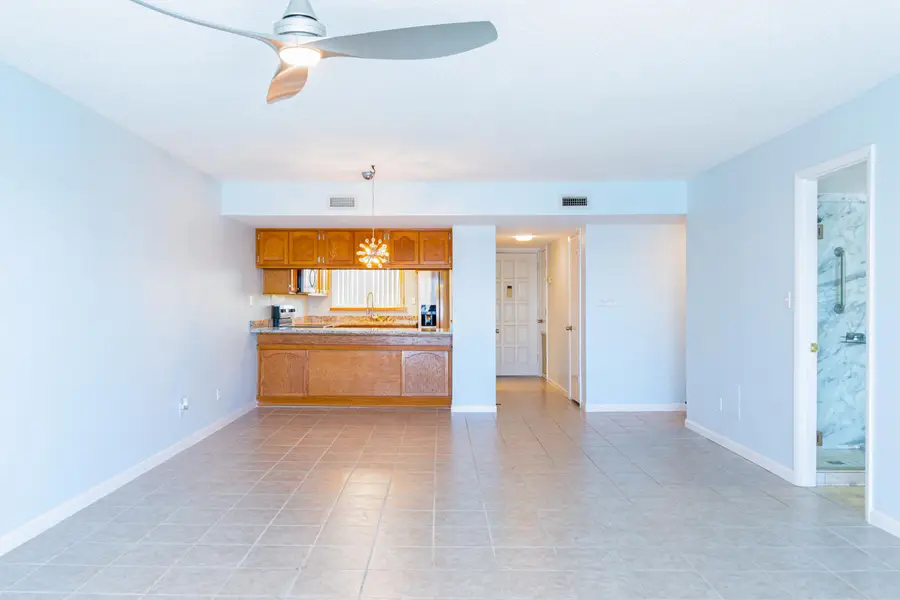 100 Cherry Street #APT 503, Panama City, FL 32401 - #2