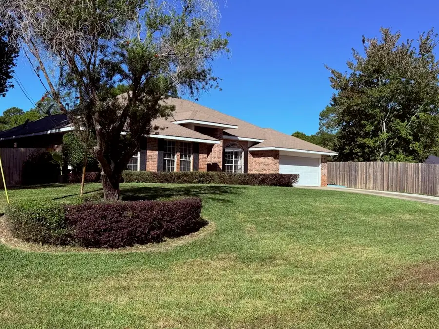 2241 Banyan Drive, Navarre, FL 32566 - Image #2