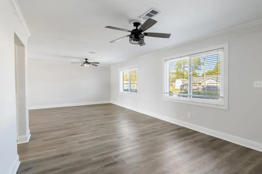 220 Michael Avenue, Mary Esther, FL 32569 - Image #3