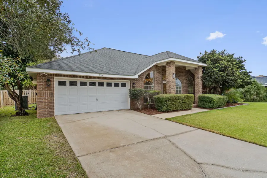 5284 Woodlake, Gulf Breeze, FL 32563 - Image #2