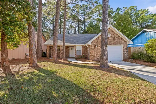 2016 Woodfern Path, Fort Walton Beach, FL 32547