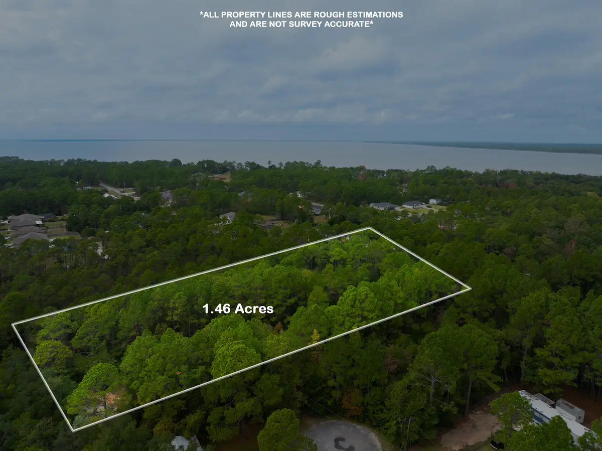 2960 Sherwood Drive, Navarre, FL 32566 - Image #1