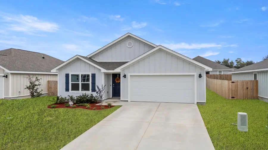 435 Scarborough Street, Crestview, FL 32539 - Image #3