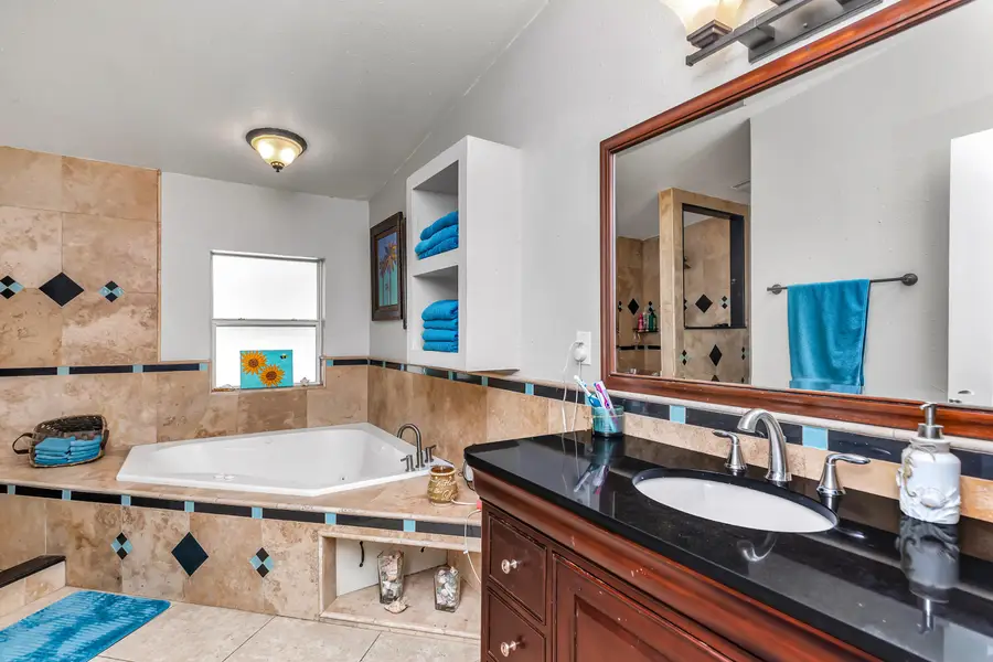 7478 Rose Street, Navarre, FL 32566 - Image #3