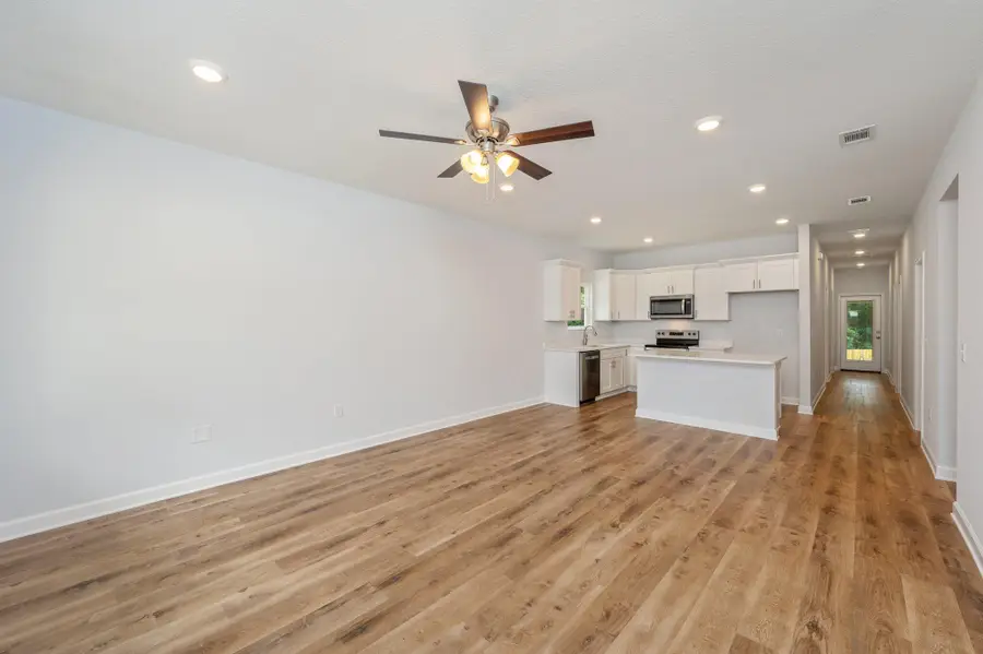 581 Brock Avenue, Crestview, FL 32539 - Image #2